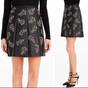 Club Monaco | Faux Leather Floral Mini Skirt Black